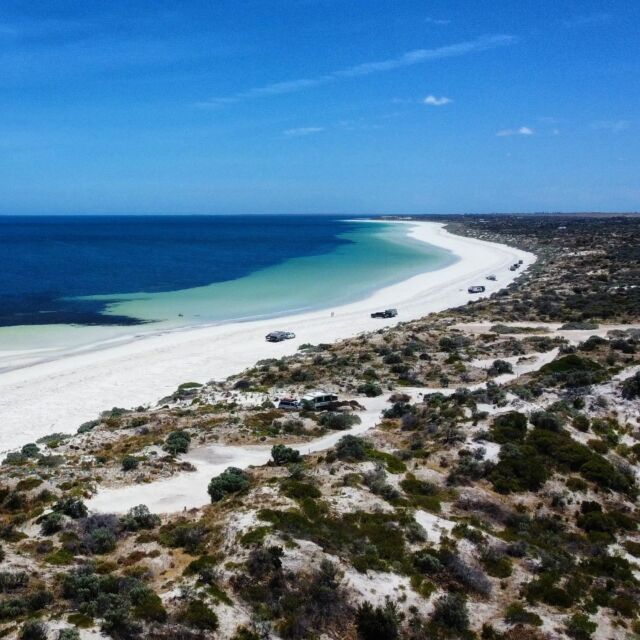 Wauraltee Beach is definitely one of our favourite places so far. We stayed on the Ridge in one of the designated camp spots but camping on the beach would be amazing too 😊